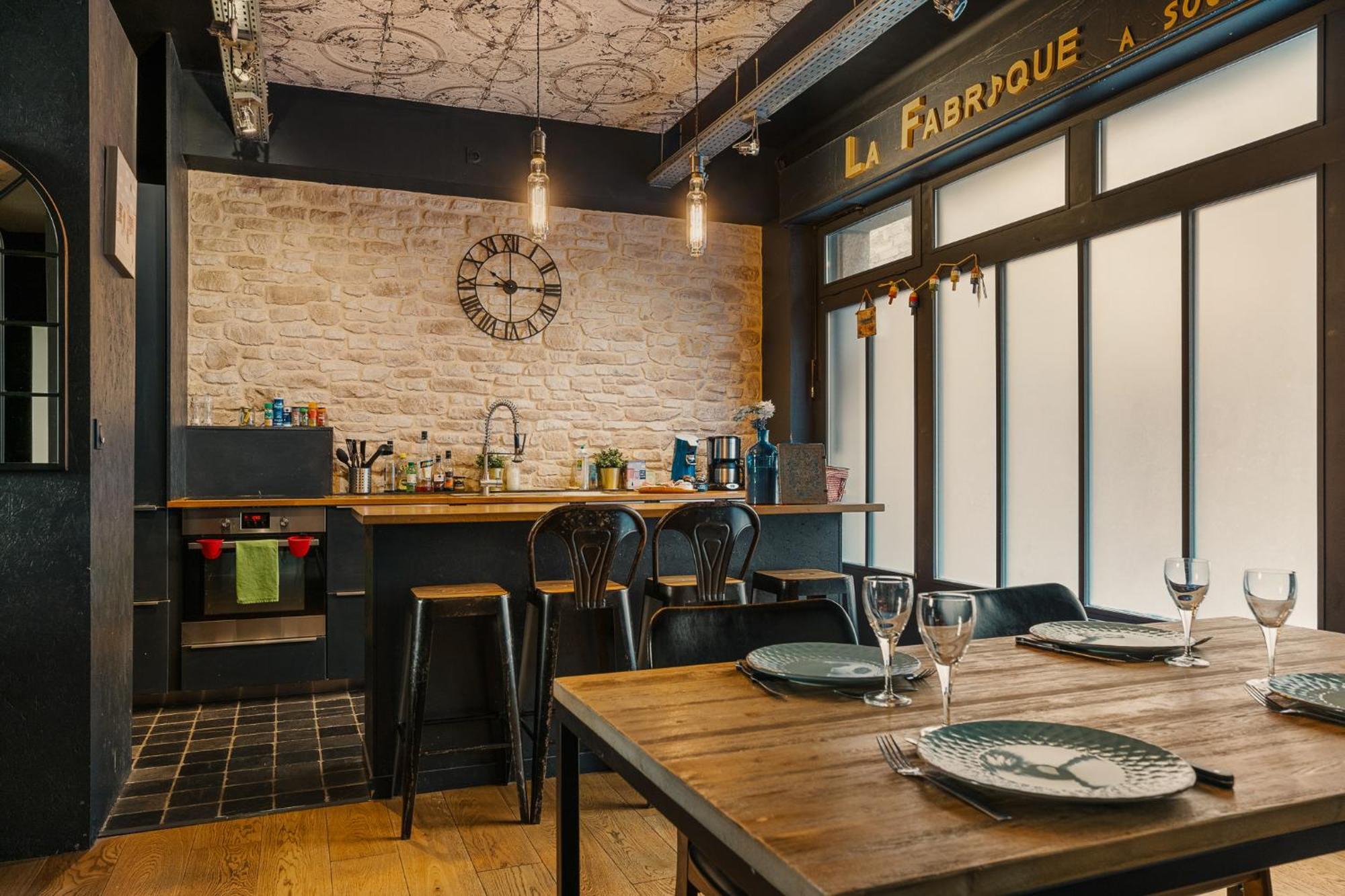 Апартаменты La Fabrique A Souvenirs Сен-Мало Экстерьер фото